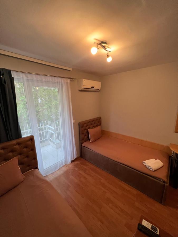 Villa Dionis ลากาดิน ภายนอก รูปภาพ